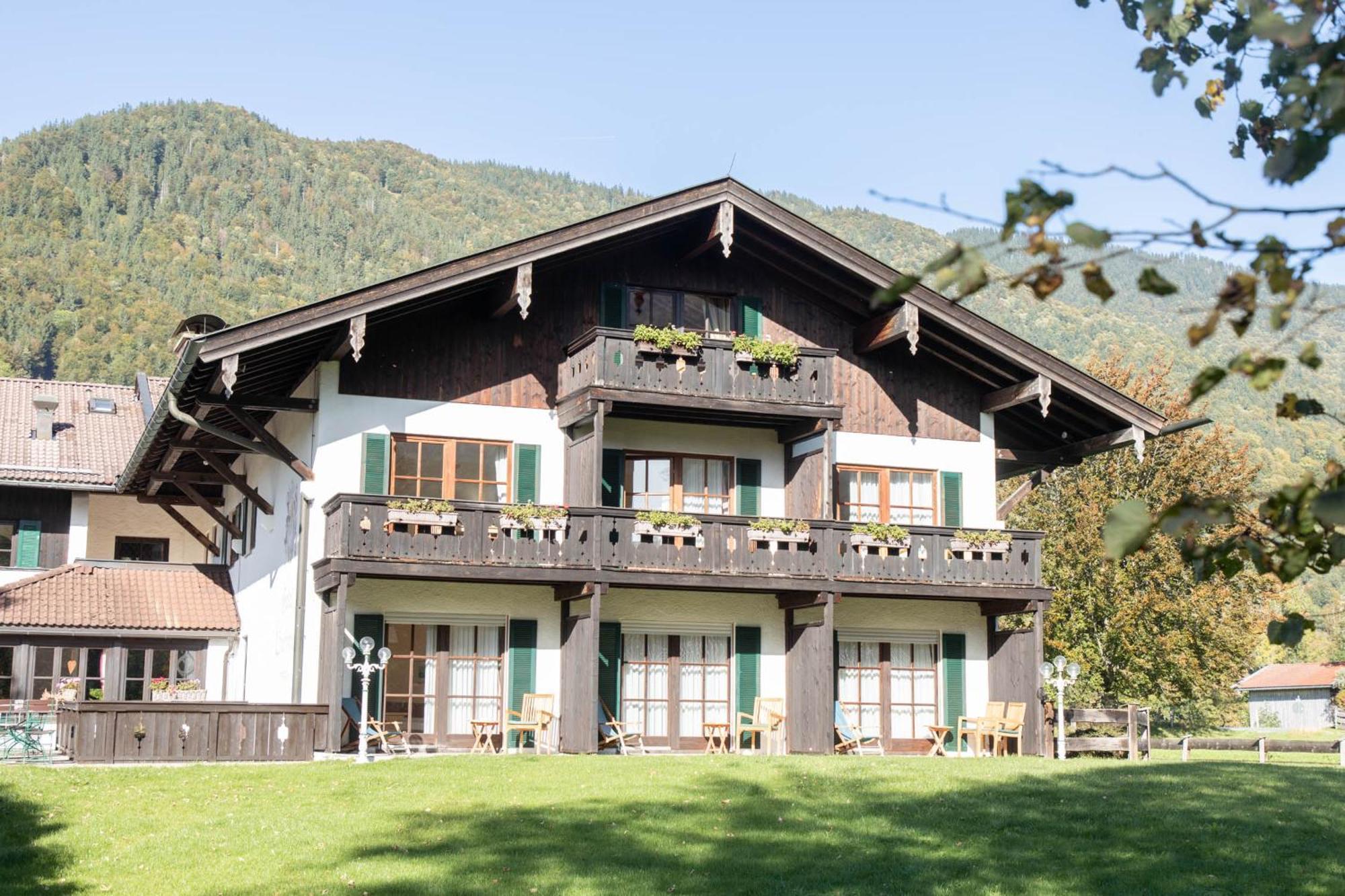Hotel Bachmair Alpina Rottach-Egern Exterior photo