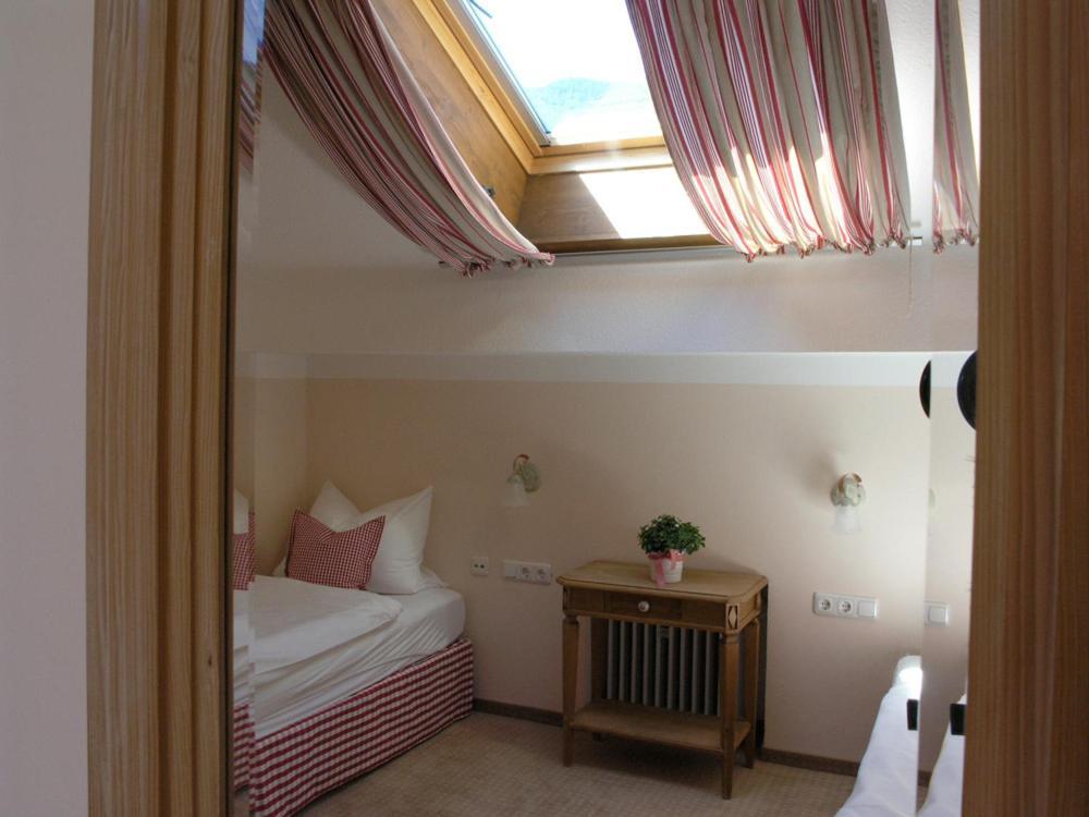 Hotel Bachmair Alpina Rottach-Egern Room photo