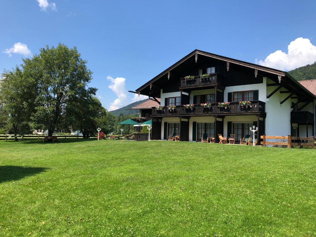Hotel Bachmair Alpina Rottach-Egern Exterior photo